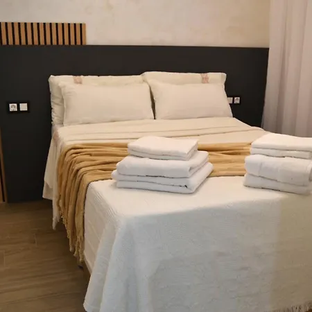 Vista Mar Апартаменты Торевьиа